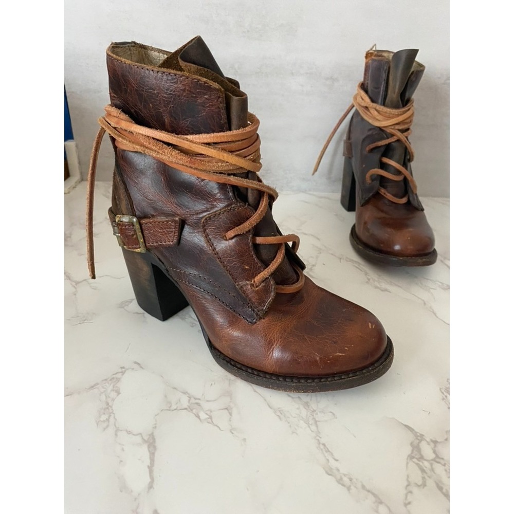 Freebird 'Billy' Ankle Boot Sz 6 Ties Weathered Leather Look Steampunk Pirate